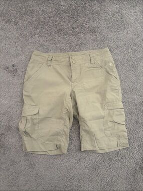 The North Face Women’s Light Tan Cargo Bermudas